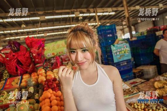 高清摄影厂牌爱丝带你进Sofia的城堡，准备好“旋转跳跃”了吗？
