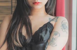 Hizzy(히지)这身水手服，高清原图看得我想沉船！