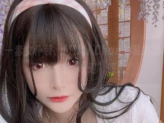 虽然只是一套女仆装,MiMi Chan的私拍图集中却能开出无数“奇幻”花朵!
