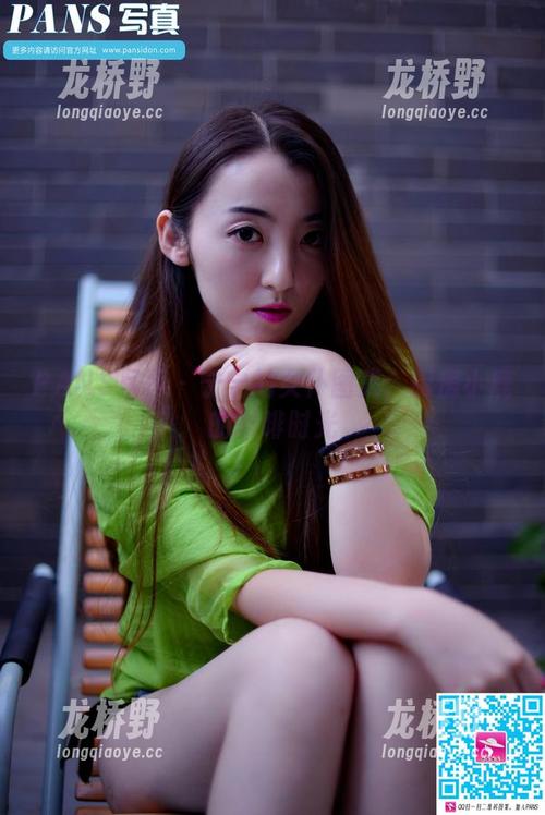 PANS写真 - 宁宁的女仆图集：厨房小鹿的咖啡时光