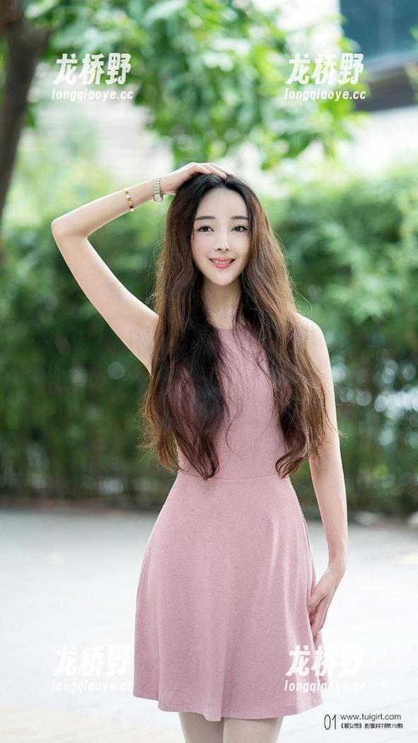 TuiGirl推女郎-夏婉婉 TuiGirl推女郎 - 双人照片,里面有个高清的夏婉婉,问问自己,这样合影我能赢吗?