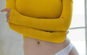 UGirls尤果网 - 何曼丽的睡衣派对，告别圣光，全靠这组图集平民化！