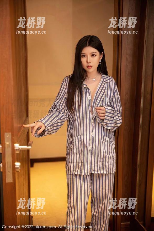 Xiuren秀人网-仓井优香 Xiuren秀人网 - 仓井优香双人写真集:当你发现好友比你更适合当模特,下载吧!