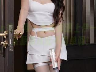 Xiuren秀人网 - 当美脚遇上伊一Moon,资源库从此不再单调!