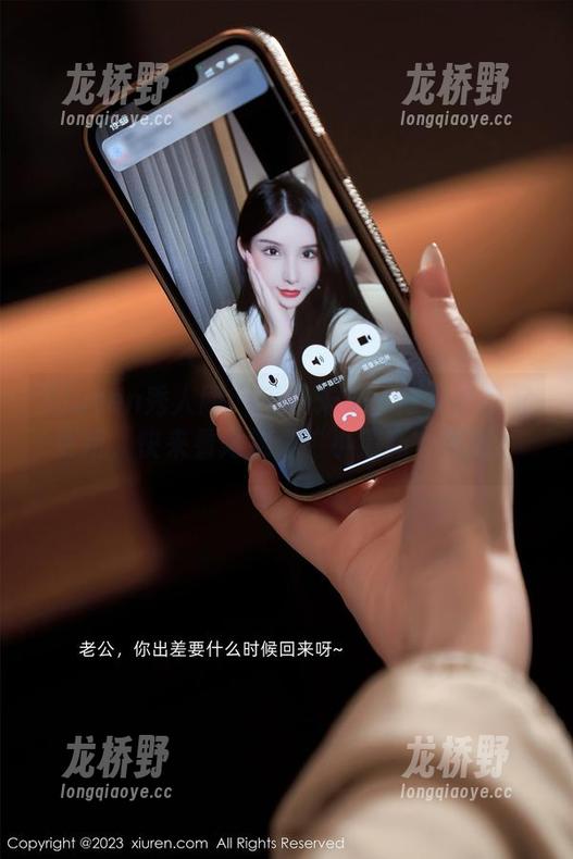 Xiuren秀人网-千夜未来 Xiuren秀人网 - 千夜未来:修女作品又更新,快来看她这身“小清新”气场!