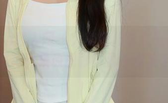 Xiuren秀人网 - 大美妞儿到底有多懒？居家写真集原图秒屏幕不再放手！