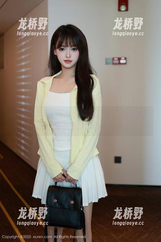 Xiuren秀人网-大美妞儿 Xiuren秀人网 - 大美妞儿到底有多懒?居家写真集原图秒屏幕不再放手!