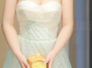Xiuren秀人网 – 分享小逗逗的清纯写真集，大家快来打量
