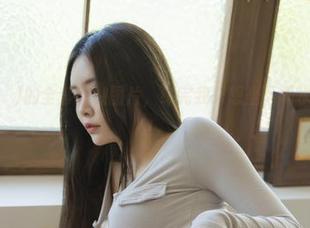 Yuka(유카)的全套瑜伽图片，练完我只想坐下喝水，呜呜呜！