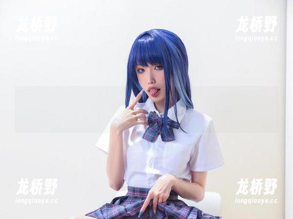 对，就是这样，图包分享的eliza喵喵女神，让我有种想一探究竟的冲动