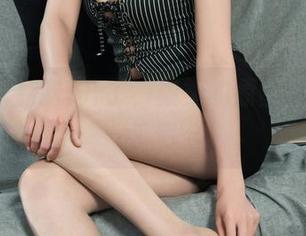 丽柜 – 福利打开了，柒柒的原图私语正热乎着