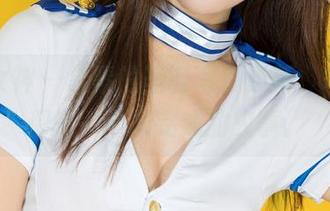 克拉女神 - 素素的圣诞写真更新,每一张都是一个未完成的故事。