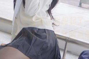 兔玩映画的俏皮制服让我想起了一些事，原图供你研究，分享就随意吧！