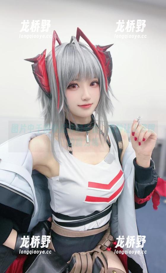 图片中千阳快起床的毛衣，有种让人养眼的魔力哦