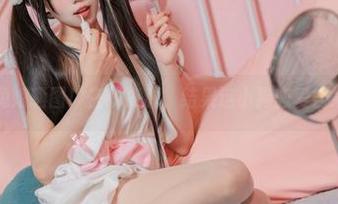 咬一口兔娘晒图！在线资源，结果这小狗恋爱告急，哈哈