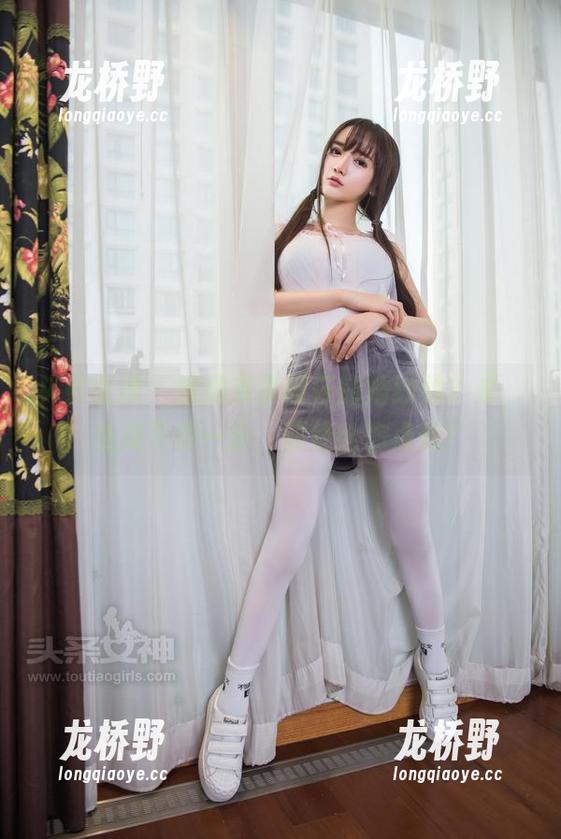 头条女神 - 想拥有李丽莎的婚纱照？来，免费下载一份，顺便给你点赞！