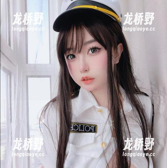 女主K的黑猫情怀，高清合集里的每一瞬似乎都在悄悄诉说。