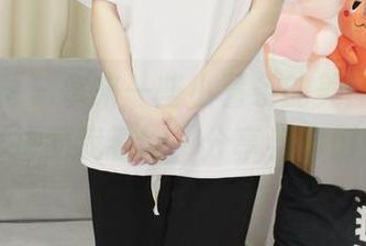 小众视觉 – 拿来一些小薯条的美图，白衬衫搭配我看好，分享给你们！