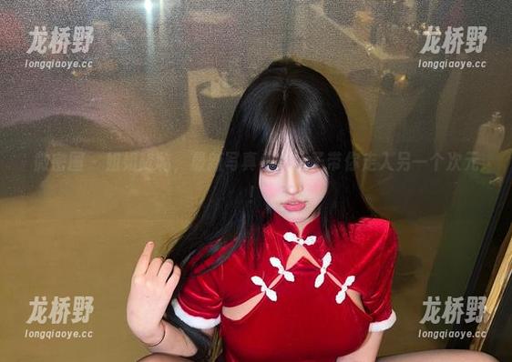 微密圈 - 姐姐降临，最新写真小优优子带你走入另一个次元！