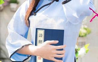 尤果网 - 金子熙的天台,每个作品都是一幕戏,值得慢慢品味,嗅一嗅那股气息。