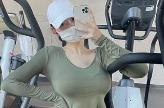 微密圈 – 左公子666美图中的护士，原来也能有温柔的气场。