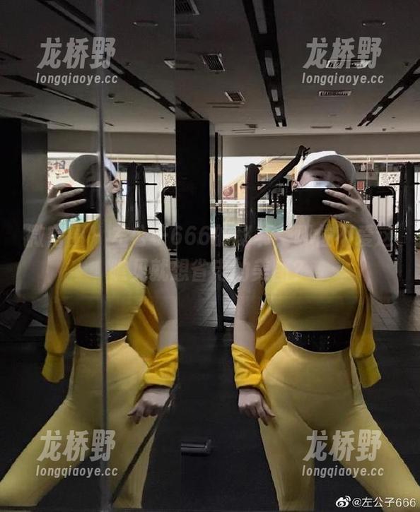 微密圈 - 左公子666的秘书，哪位不爱这瞧见就想省电的美图？