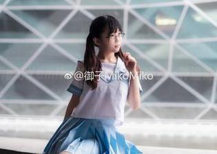 随意闲聊御子Yumiko的毛衣私拍,给我一种温柔的撩拨!