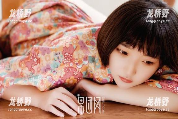 果团网-莫雅琪 果团网 - 这就是莫雅琪的“天使”!请在高清图库中适时打住,别让自己陷进那个温柔的陷阱。