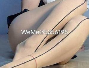 微密圈 - 桃沢樱呀在线写真,再次把天台之美搬上屏幕,哇塞这颜色真好看。