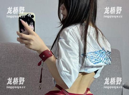 桃沢樱呀 微密圈 - 某种程度上,这些桃沢樱呀的纯情学院风图片有种让人想做小熊猫的冲动,真够可爱的!