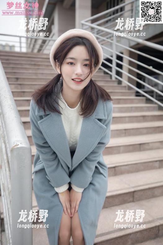梦丝女神 - 邀请你沉醉于莹仙女的美脚作品福利，开启无腿不欢的旅程吧。