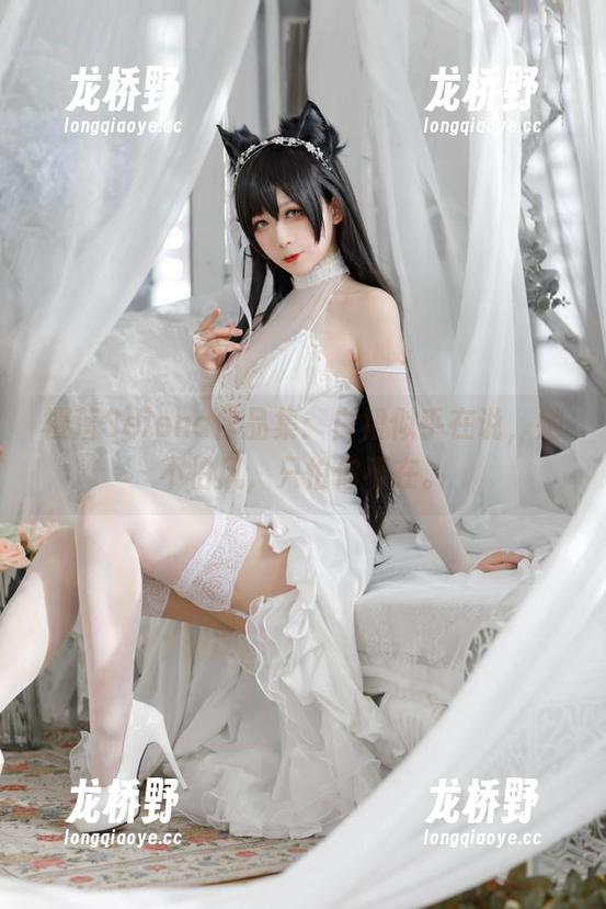樱落Selena 樱落Selena作品集:白裙似乎在说,她不怕风,只怕你不在。