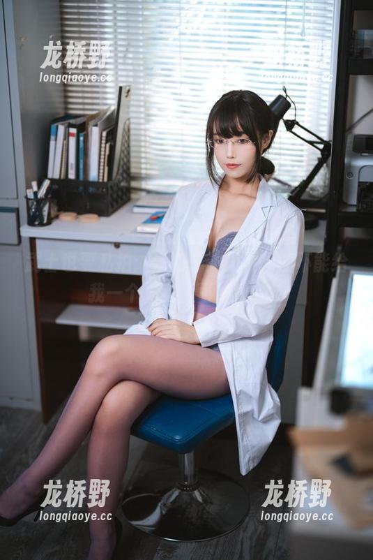 武士也要私拍：汪知子的图片，能不能给我一个无敌正面的机会？