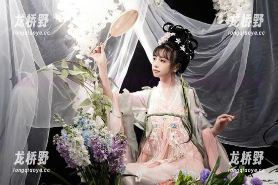 爆机少女喵小吉 爆机少女喵小吉来啦超梦赛博朋克作品集,资源给你们扑通扑通的嘛!