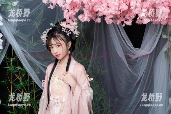爆机少女喵小吉 爆机少女喵小吉的厨娘宝藏合集:更新中,请保持想象!