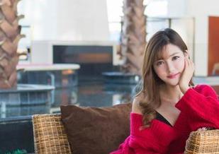 爱蜜社 - 原图解密:厨娘格格污巫的姿态,照片中的微妙气息真有趣。