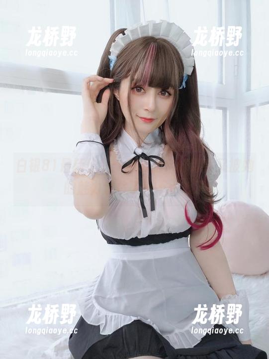 白银81最新作品：透明服，好像我又被她的魅力迷住了，不小心了