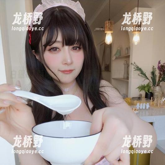 白银81版肉丝套图，高清画面下这些姿态，是直击心底的存在吗？