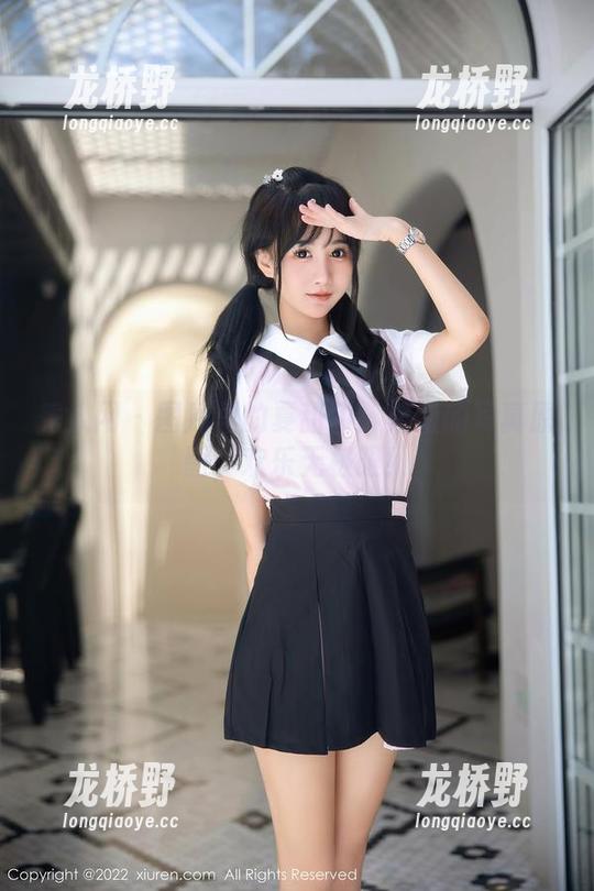 秀人网-夏甜甜 秀人网 - 图片里的夏甜甜:姐姐的写真原图,欢乐无极限!
