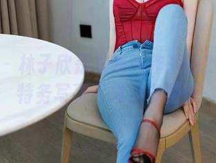 秀人网 - 林子欣是来系列作死的?最新女特务写真引发众多猜想