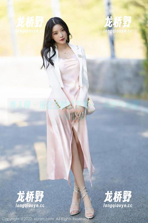 秀人网-赵万灵 秀人网 - 浴缸里的赵万灵——美图中的那一抹倔强。