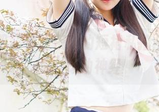 稚乖画册 – 赤西夜夜的短裙私拍合集，像是在拨动神经