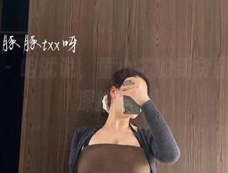 微密圈 - 咱就说，童小芯的新货图包值得深挖吗？