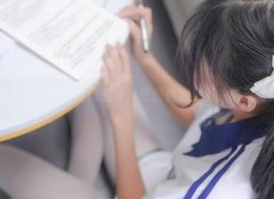 紧急企划 - 奶昔的绿背心照片，想想都为免费的结果感到震惊。