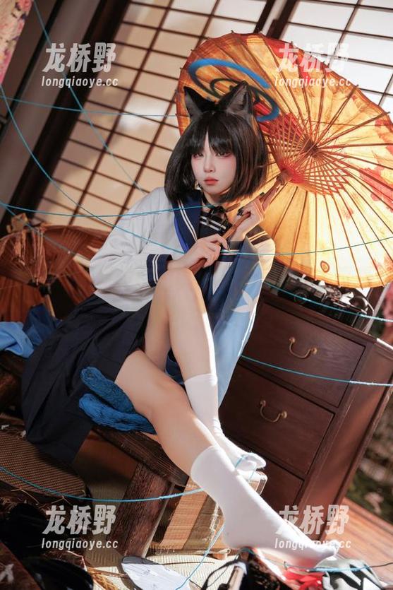 纸悦Etsu_ko 分享一下纸悦Etsu_ko的教室写真,真想知道她在想啥!