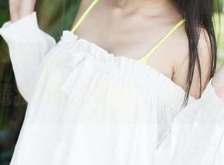 美媛馆 – Flower朱可儿的长腿，让我一直想折腾我的壁纸设置，美图已经领过了