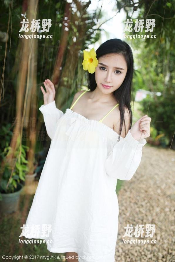 美媛馆 - Flower朱可儿的长腿，让我一直想折腾我的壁纸设置，美图已经领过了