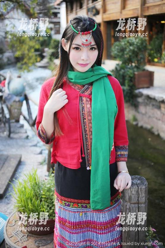 美媛馆-李七喜 美媛馆 - “油亮”写生记:李七喜是怎么做到让人眼前一亮的?合集中摊牌吧。