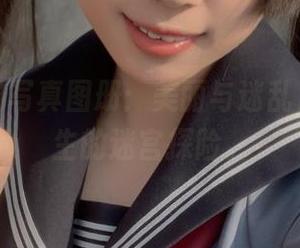 胡桃喵的写真图册：美丽与迷乱，少女一生的迷宫探险。