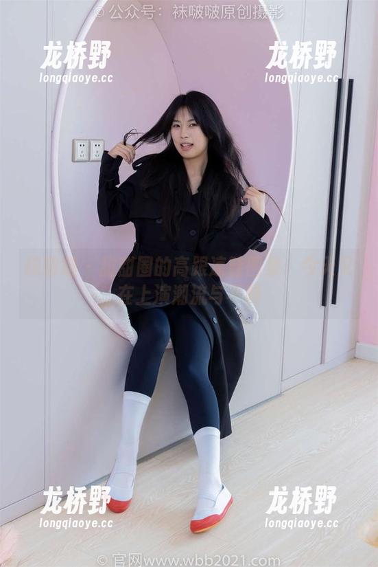 袜啵啵 - 甜甜圈的高跟凉鞋图集：今天又在上演潮流与不羁